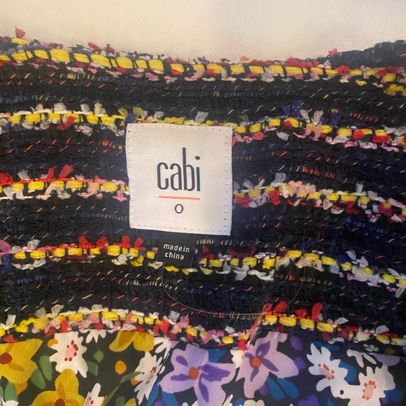 Cabi Coat! Size 0! Multi-colored thick coat with floral buttons/inside lining - Picture 2 of 3